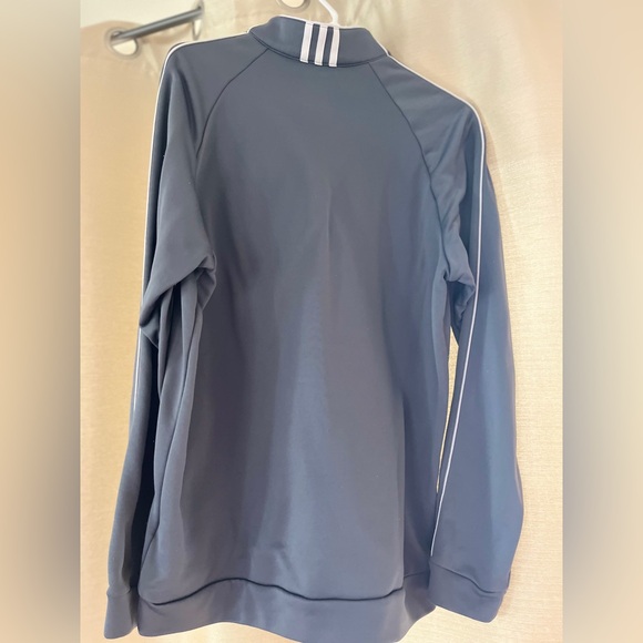 Grey & Orange Tennessee
Addidas Pull Over - Picture 4 of 8